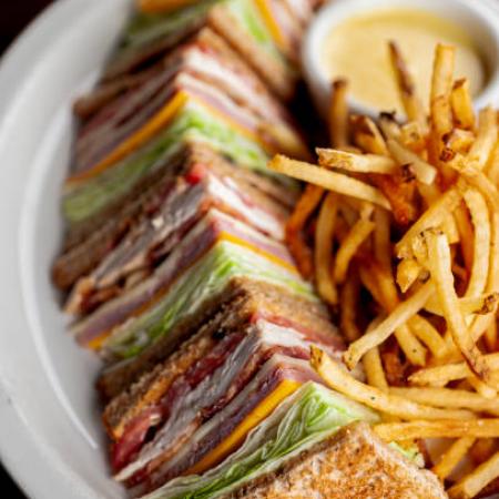 IL MIGLIOR CLUB SANDWICH DI JESOLO