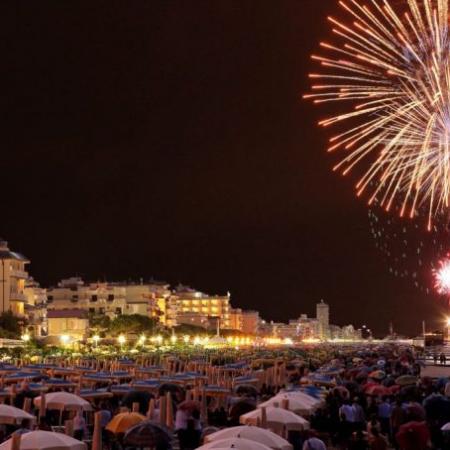 FUOCHI DI FERRAGOSTO